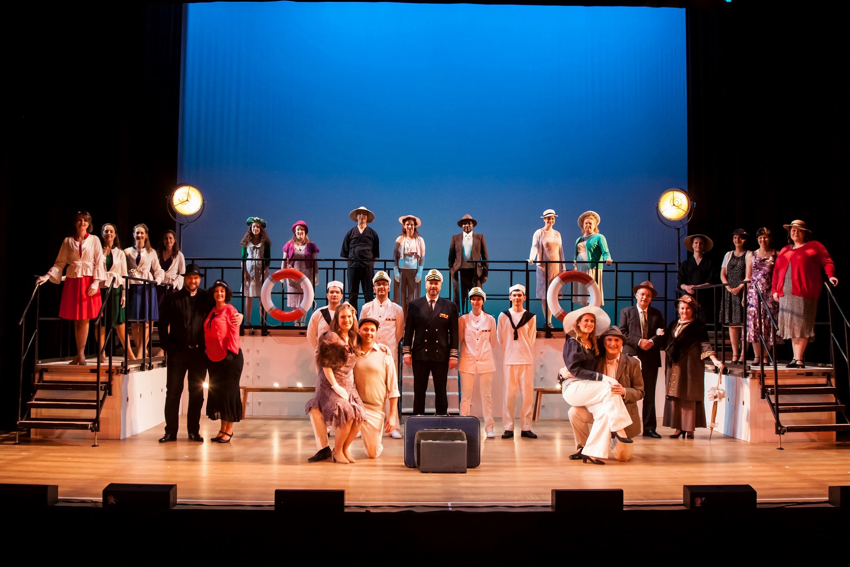 anything goes cast stage